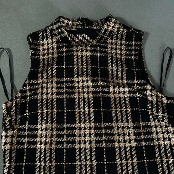 Frank Lyman Tartan Dress. - Picture 2 of 12